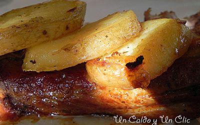 Costilla al horno con patatas