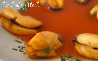 Sopa rapida de tomate y mejillones