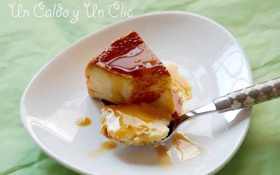 Flan de huevo y leche.