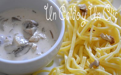 Espaguetis con salsa de champiñones