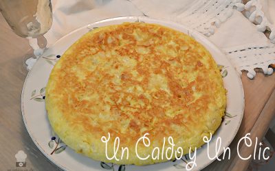 Tortilla de patata. . . y algo más