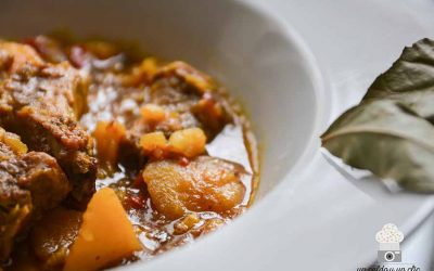 Patatas y costilla